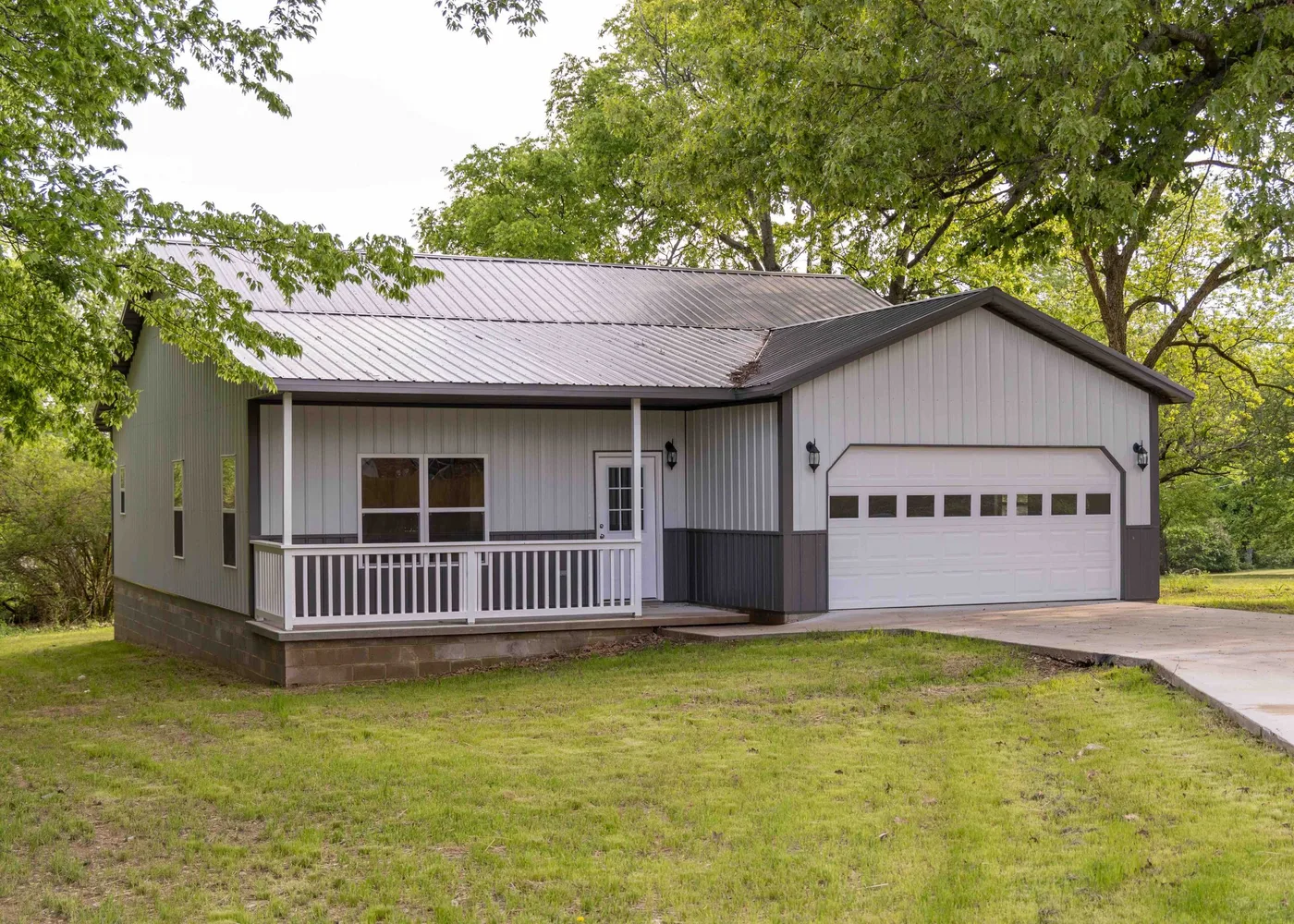 The Sideyard (Plan #20) — 3 bed/2 bath, 1420 sq ft wood-framed house kit, exterior view